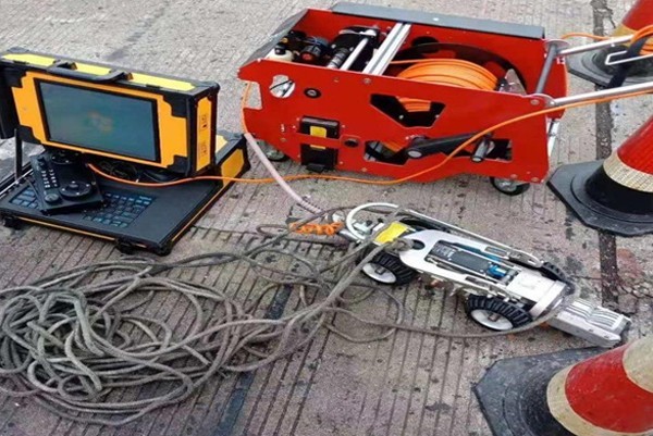 阳东CCTV管道检测机器人